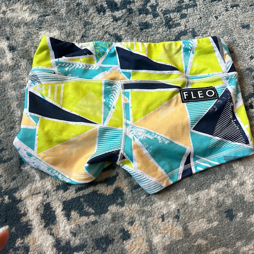 Fleo abstract print shorts